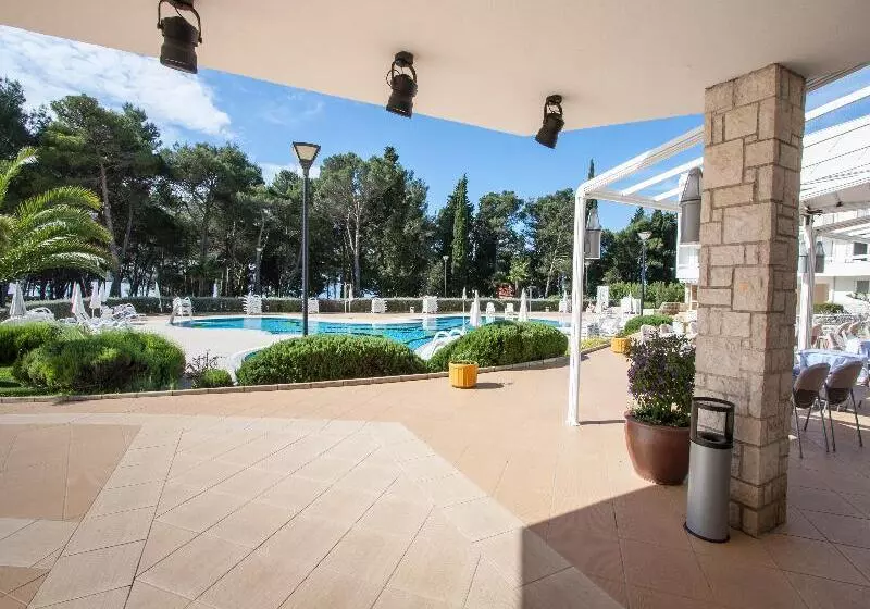 هتل Aminess Laguna