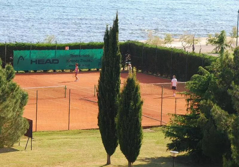 هتل Aminess Laguna