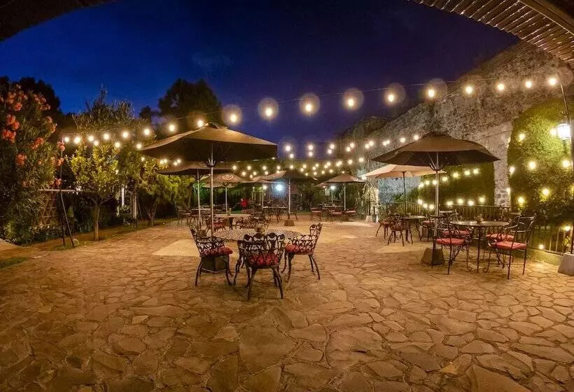 هتل Convento Santa Catalina By Ahs