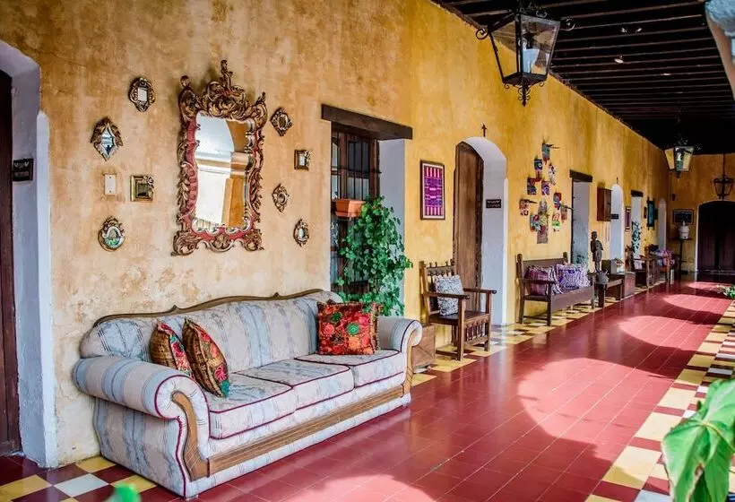 هتل Convento Santa Catalina By Ahs