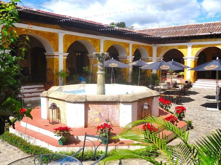 هتل Convento Santa Catalina By Ahs