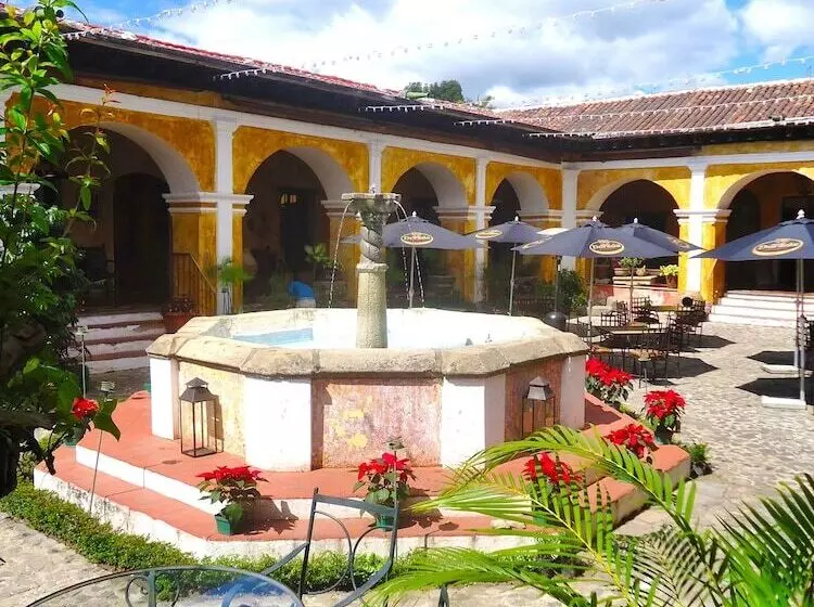 هتل Convento Santa Catalina By Ahs