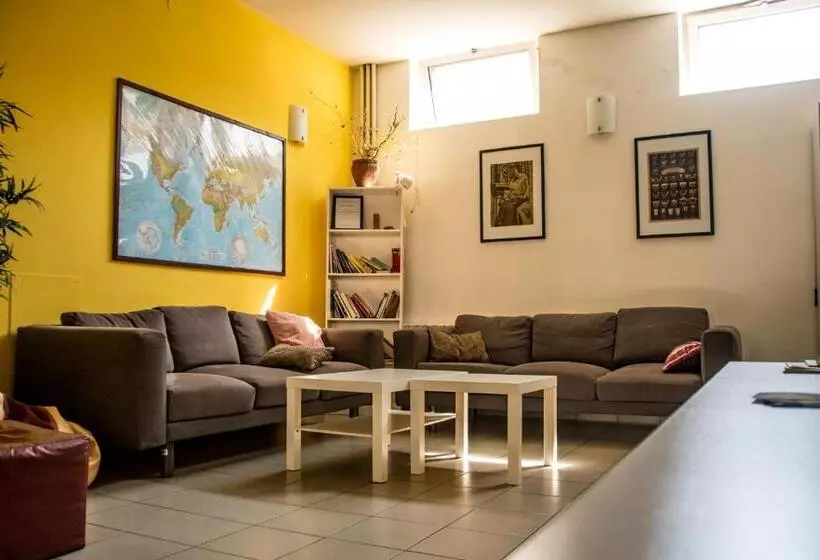 هتل Hi Hostel Zagreb