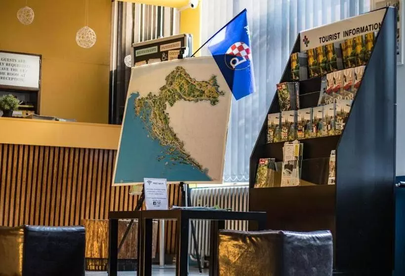 هتل Hi Hostel Zagreb