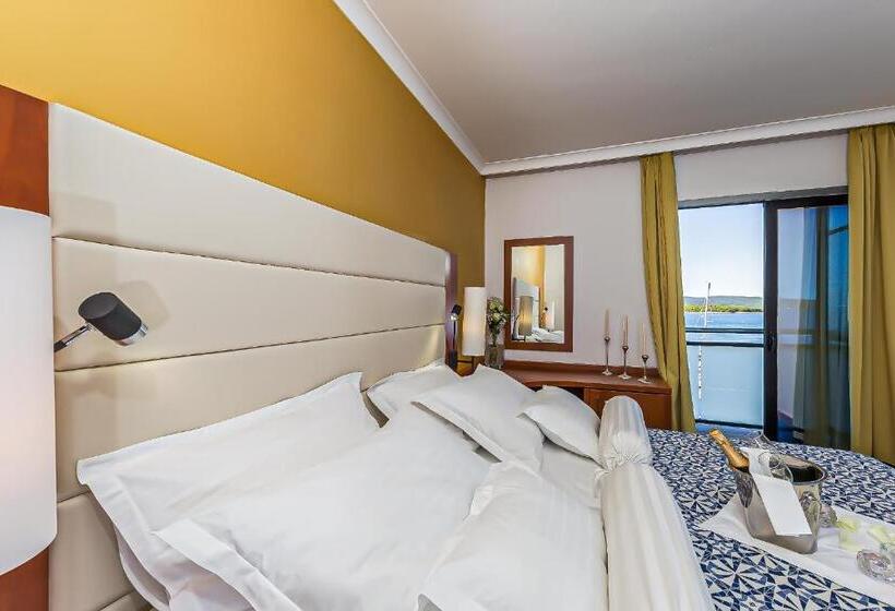 בית מלון כפרי Ilirija