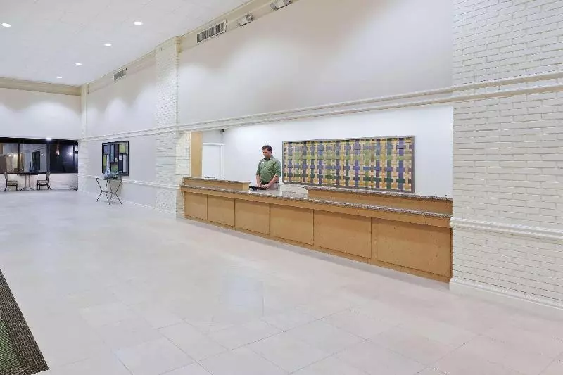 فندق Suburban Studios Slidell I 10