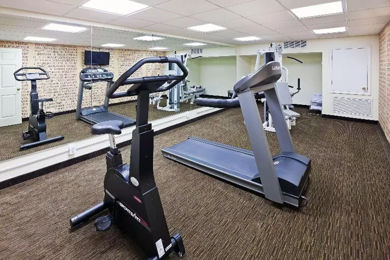 فندق Suburban Studios Slidell I 10