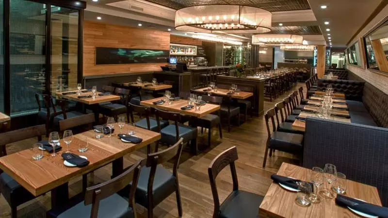 هتل Manoir Victoria