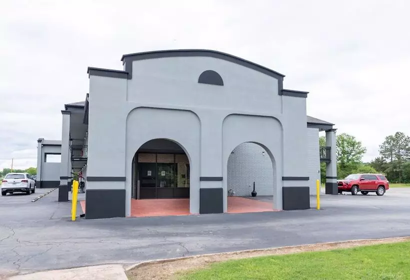 בית מלון כפרי Morrilton Inn