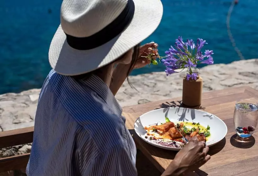 هتل Rixos Premium Dubrovnik