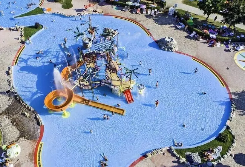 ホテル Terme   Terme čatež