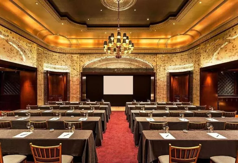 호텔 The St. Regis New York