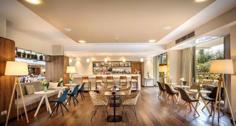 هتل Valamar Argosy