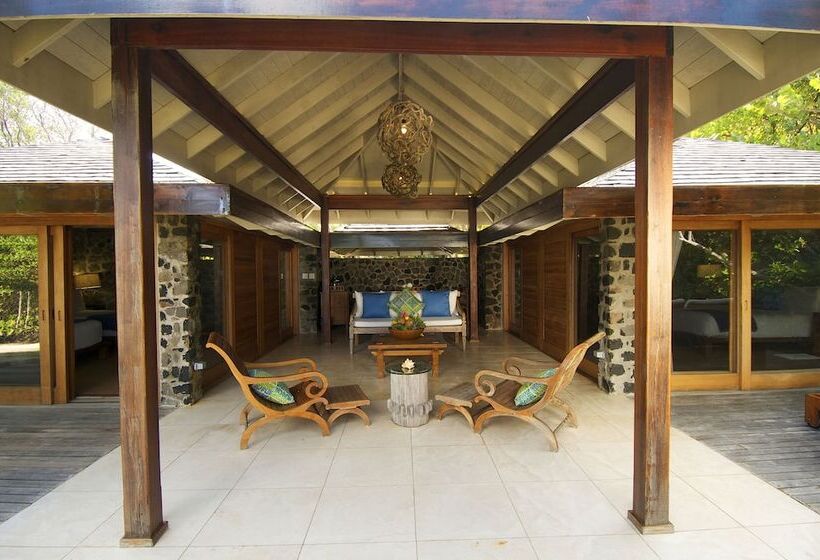 استراحتگاه Petit St. Vincent