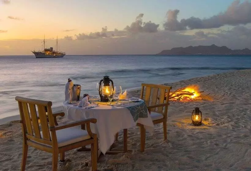 استراحتگاه Petit St. Vincent