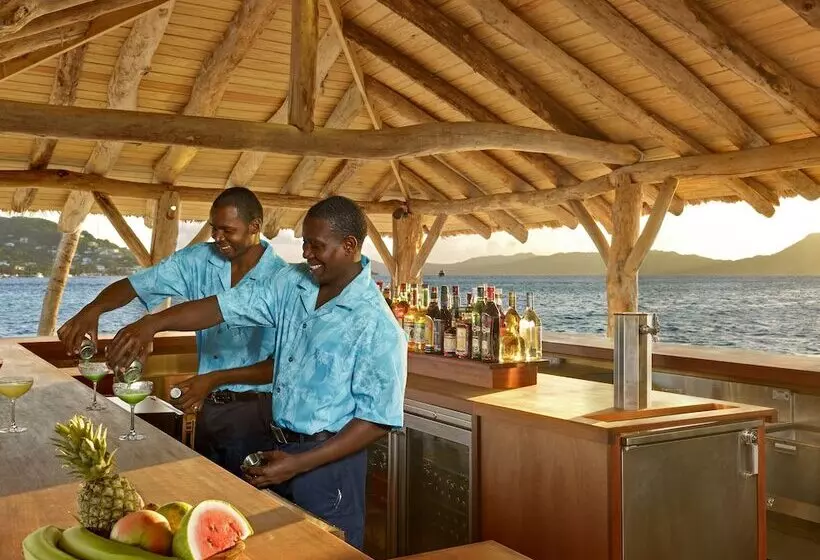 استراحتگاه Petit St. Vincent