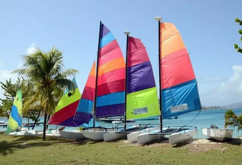 استراحتگاه Petit St. Vincent