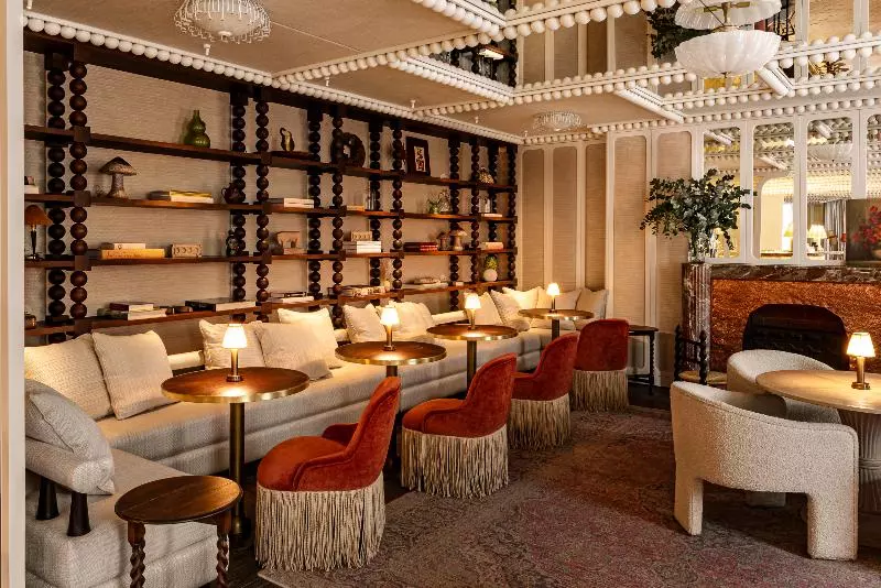 ホテル Château Des Fleurs Hôtel & Spa Paris