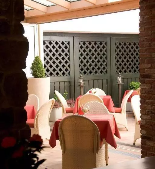 Отель Augsburger Hof