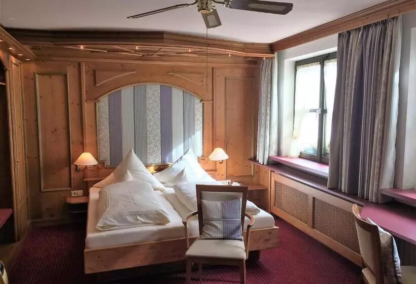 Отель Augsburger Hof