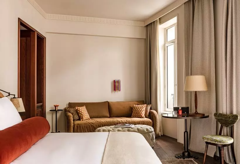 ホテル Château Des Fleurs Hôtel & Spa Paris