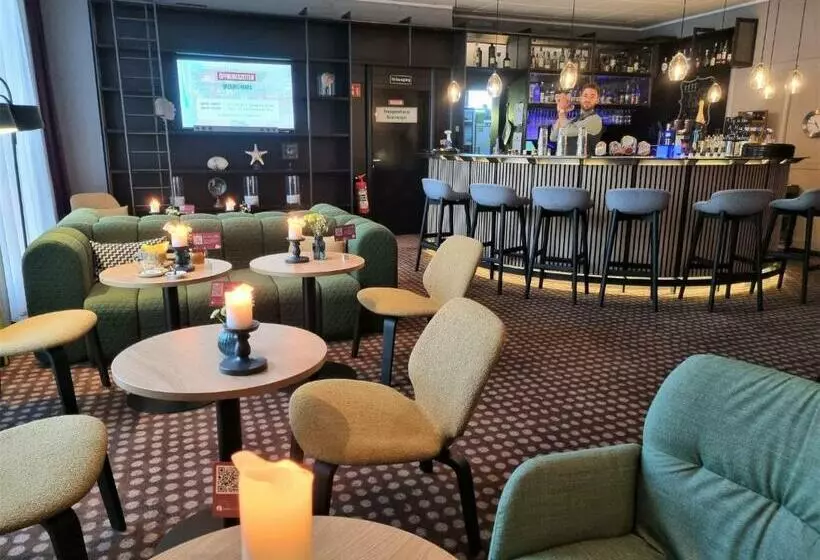 هتل Holiday Inn Lübeck, An Ihg