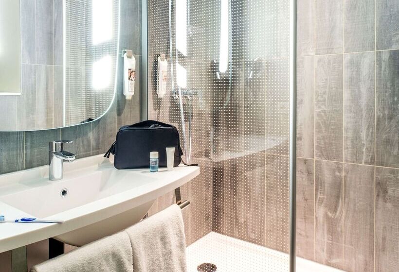 فندق Hôtel Ibis Cognac Centre