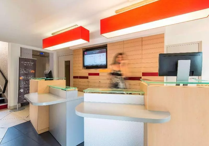 هتل Hôtel Ibis Cognac Centre