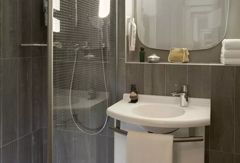 Hotel Ibis Velizy Jouy En Josas