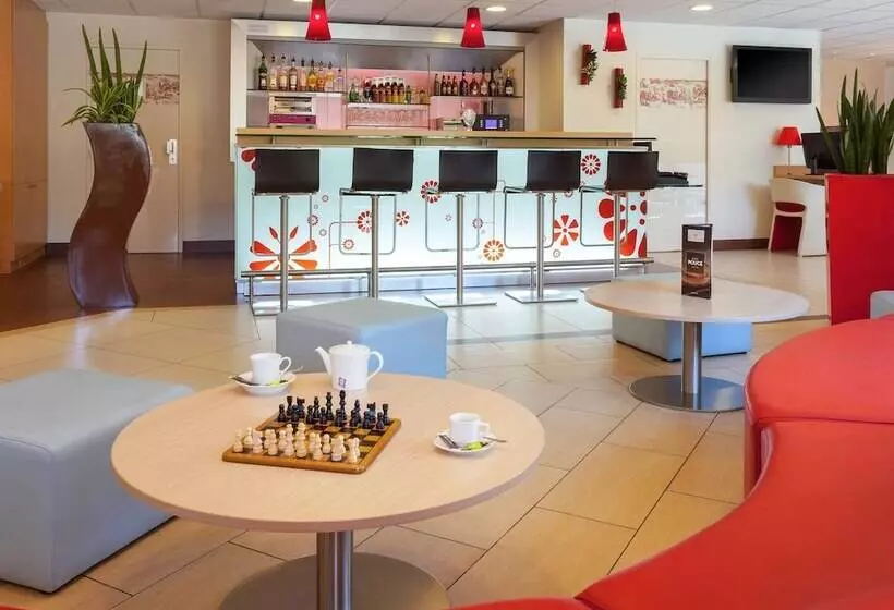 Hotel Ibis Velizy Jouy En Josas