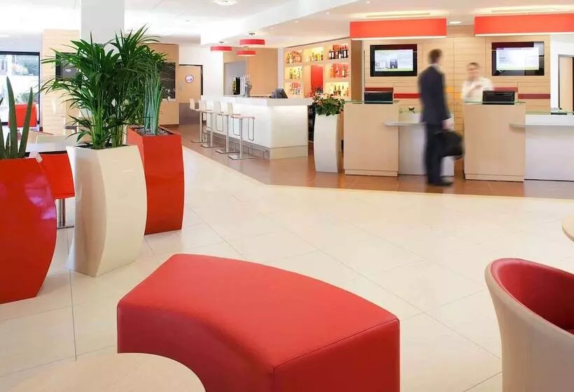Hotel Ibis Velizy Jouy En Josas