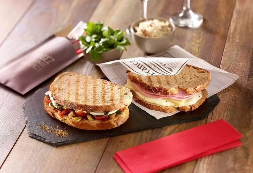 Hotel Ibis Velizy Jouy En Josas