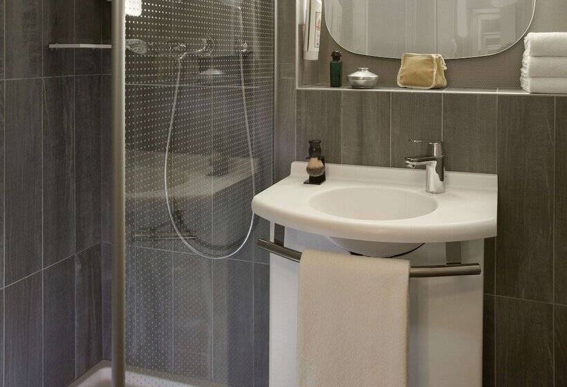 هتل Ibis Velizy Jouy En Josas