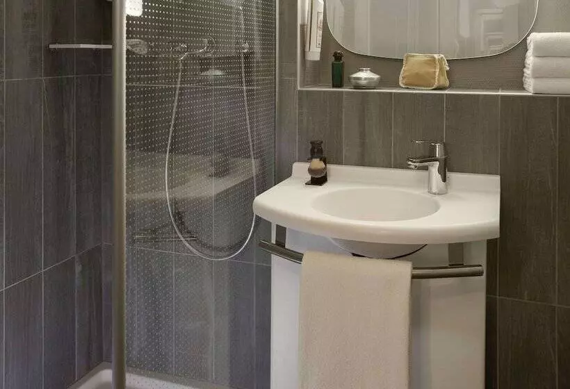 Hotel Ibis Velizy Jouy En Josas