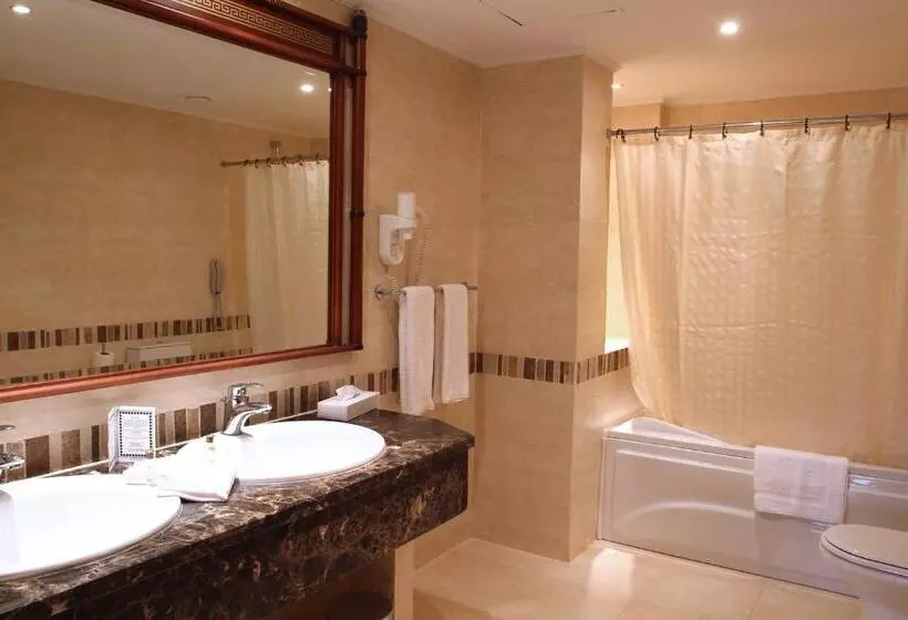 Jolie Ville Hotel & Spa Kings Island Luxor