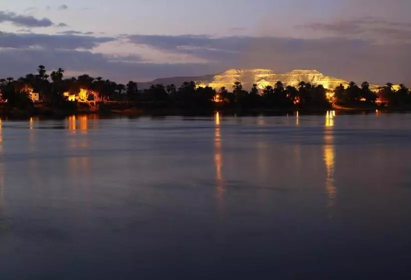 Jolie Ville Hotel & Spa Kings Island Luxor