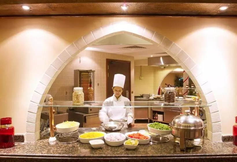 Jolie Ville Hotel & Spa Kings Island Luxor