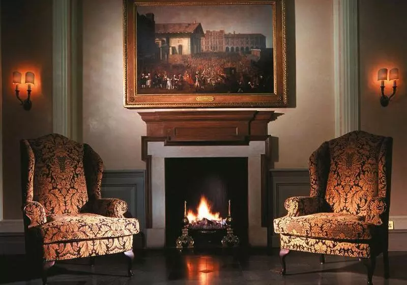 ホテル Macdonald Bath Spa