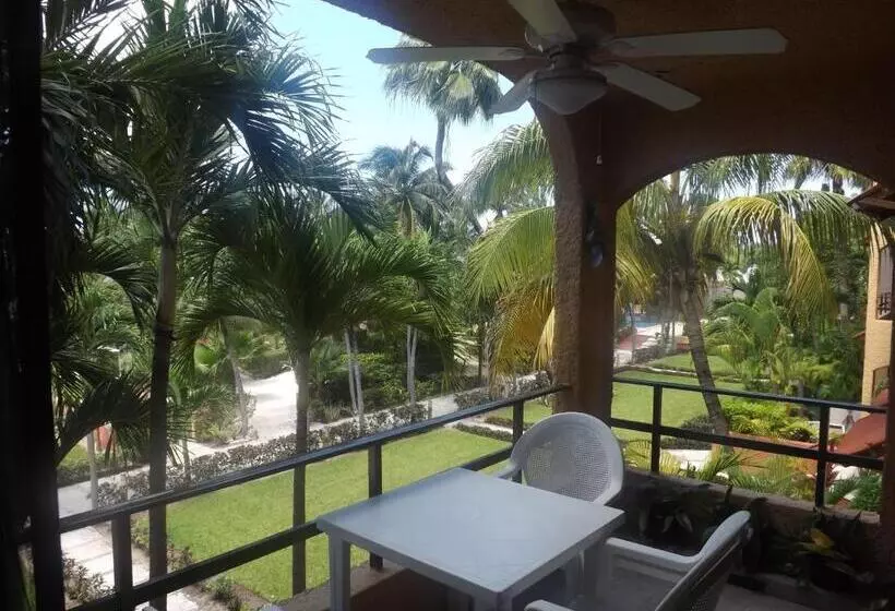 فندق Nautibeach Beach Front Condos In North Beach