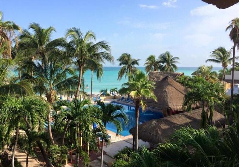 هتل Nautibeach Beach Front Condos In North Beach