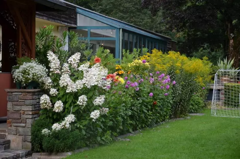 ホテル Pension Strolz