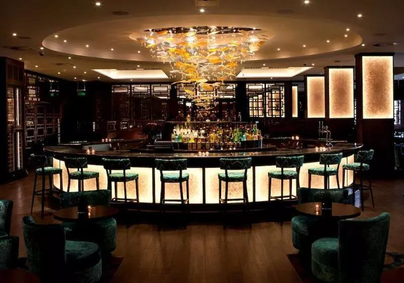 Radisson Blu Hotel, London Heathrow