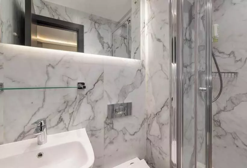 هتل St Giles London – A St Giles