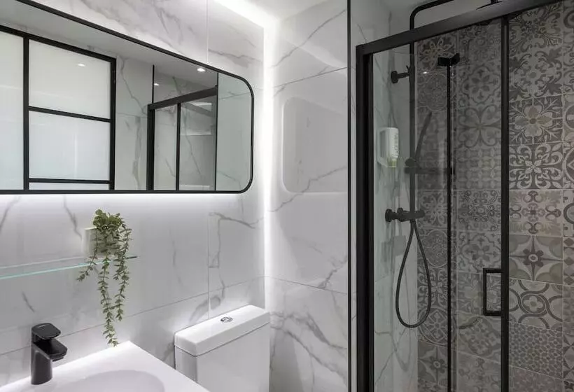 هتل St Giles London – A St Giles