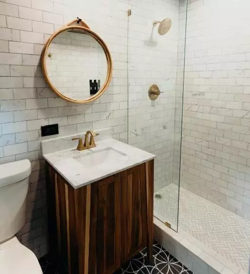 هتل The Waves At Cane Bay