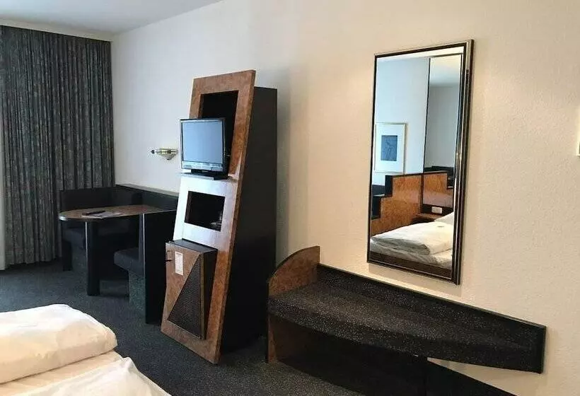 酒店 Bitterfelder Hof Mongoo Gmbh