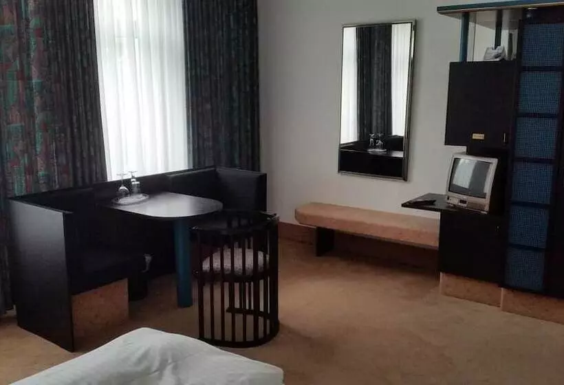 酒店 Bitterfelder Hof Mongoo Gmbh