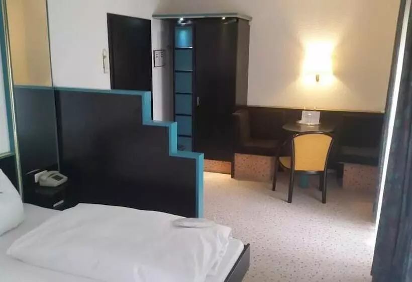 酒店 Bitterfelder Hof Mongoo Gmbh