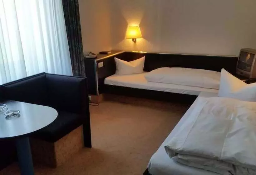 酒店 Bitterfelder Hof Mongoo Gmbh