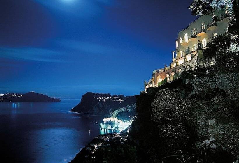 هتل Caesar Augustus